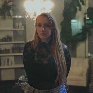 Meet your Posher, Julia